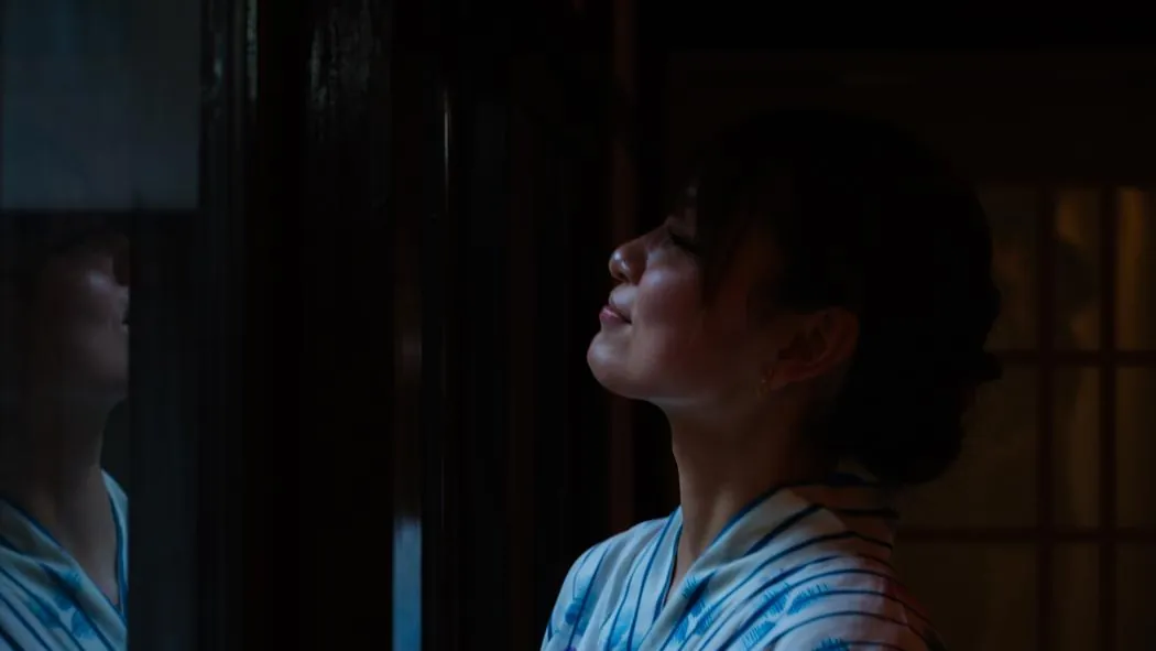 夜がふけるほど、まちの灯りは少なくなる。ここからがおわらの本領といわれる